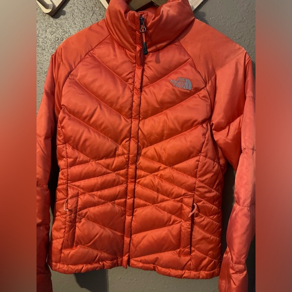 The North Face Puffer Jacket - Picture 2 of 6